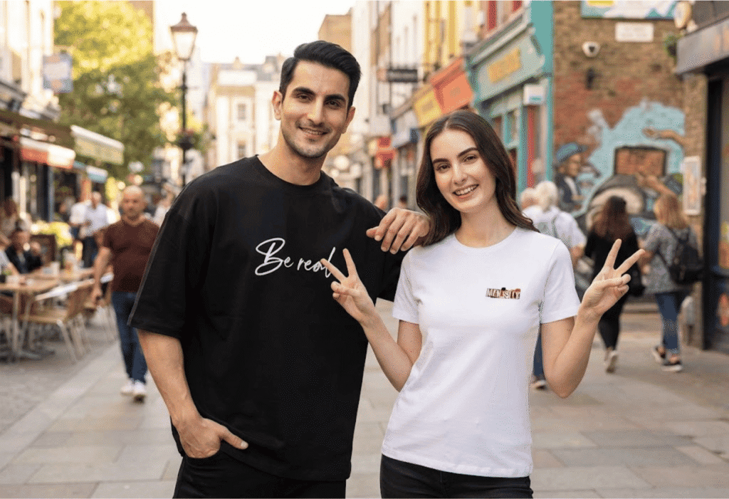 Oversized-vs-Regular-Fit-tshirts-in-UAE